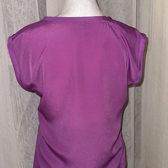 J. Crew 2 Magenta Pink Scoop Neck Lightweight Sleeveless Blouse Shell - Picture 4 of 10